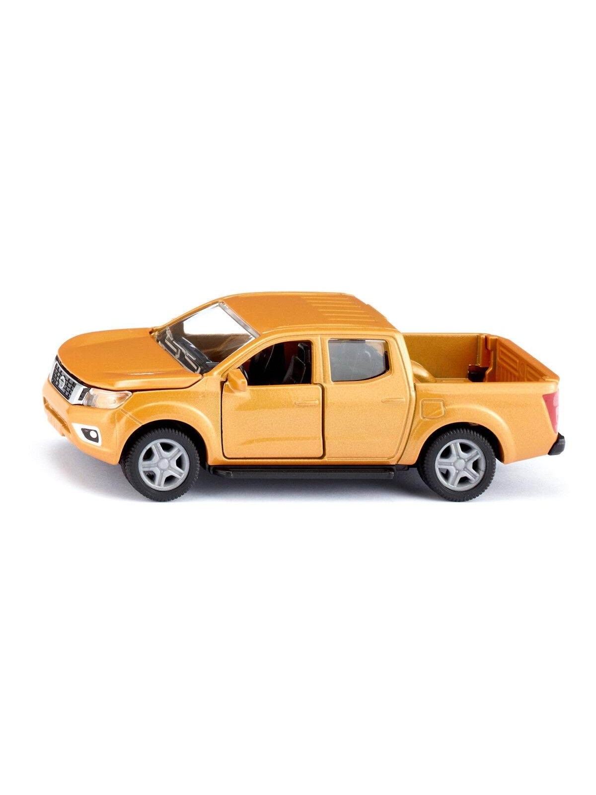 SIKU Nissan Navarra 1:50, Legetøjsbil
