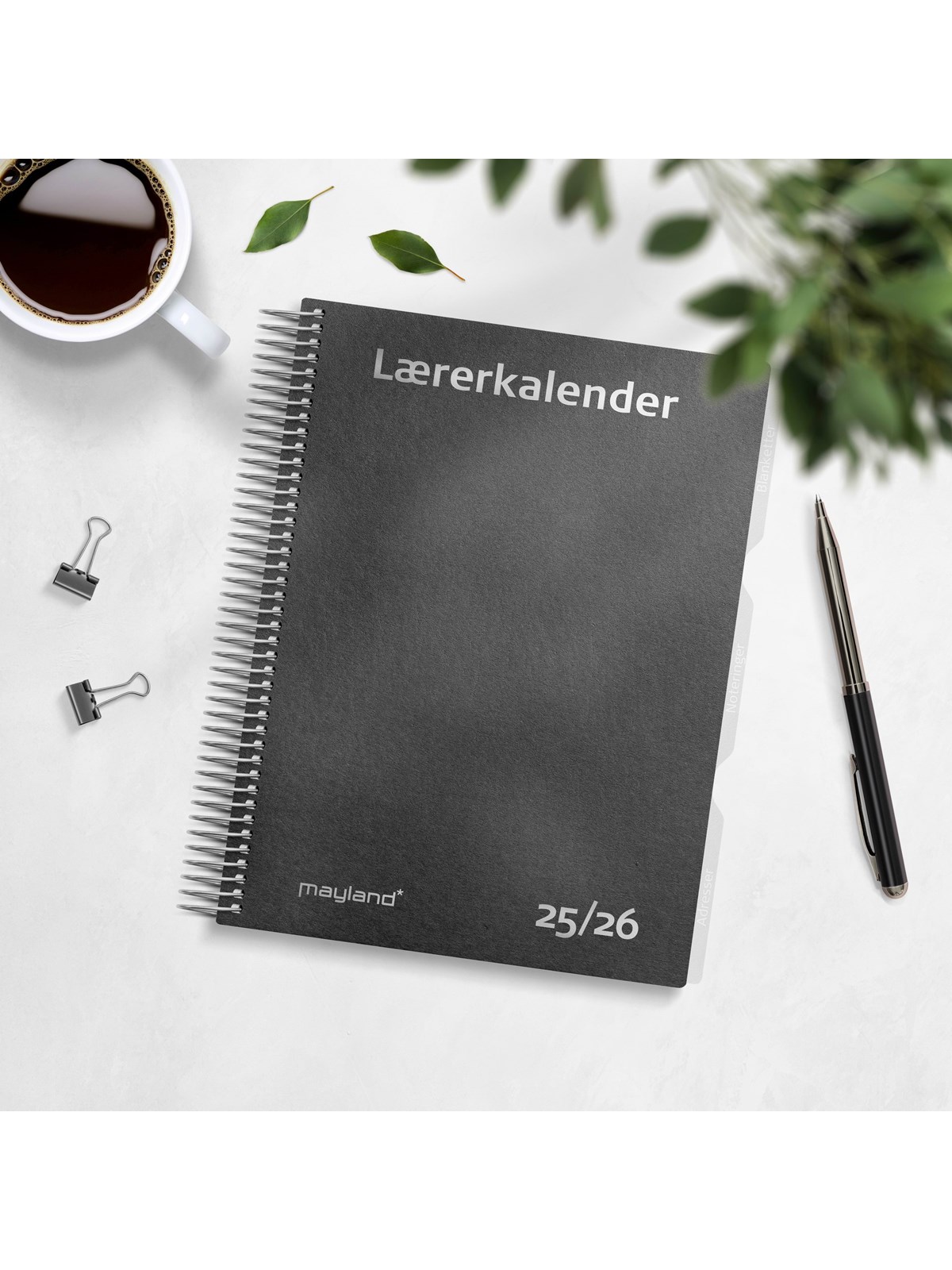 Mayland Studie Lærerkalender A5 matsort karton 2025/2026, Kalender
