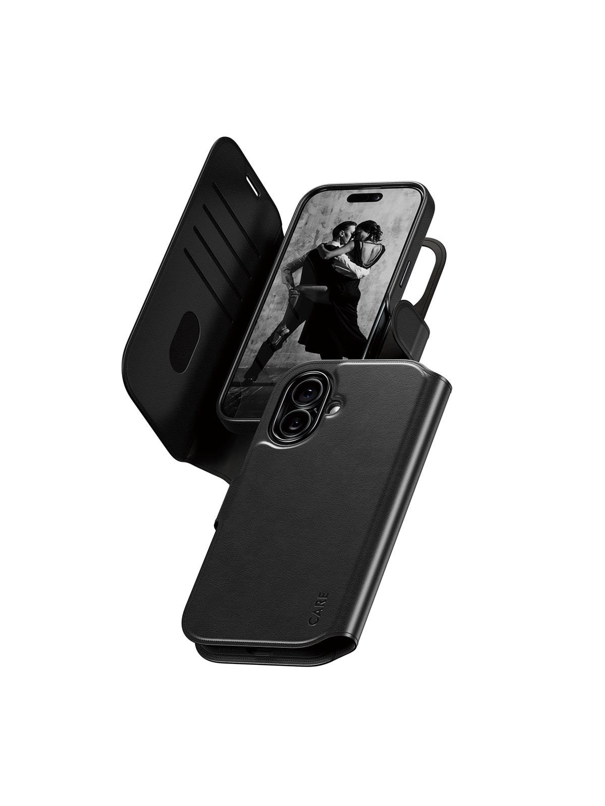 CARE by PanzerGlass Feature Case Tango Two-in-One Walle Case w. MagSafe iPhone 17