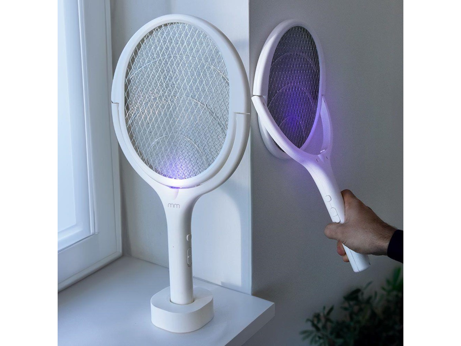 Racchetta Elettrica Antizanzare MikaMax - Ricaricabile USB-C, Testa Girevole 90°, 3-in-1 Con Trappola Luce - Foto 7