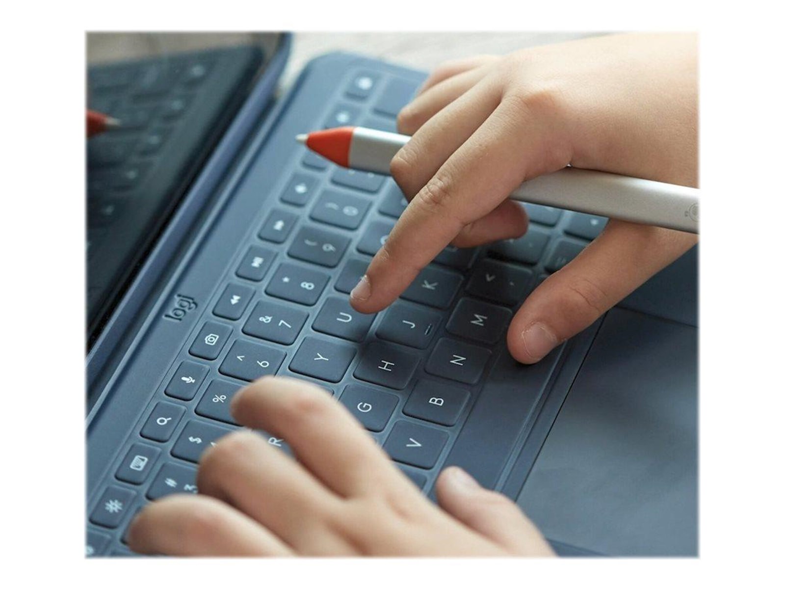 Logitech Rugged Combo 4 - keyboard and folio case - classic blue Input ...