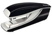 Hulapparater & Hæftemaskiner - Leitz Hæftemaskine 5505 NeXXt, 30 ark Flat Clinch Metal Sort - 55050095
