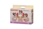 Dukke, bamse og udstyr - Sylvanian Families Families Living Room - SYLVAN-4464