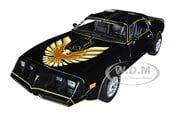 Modelbil - Greenlight 1979 Pontiac Firebird TA Trans Am Black with Hood Phoenix Rocky II 1979 Movie 1:24 Scale Diecast Model Car - 0810087063641