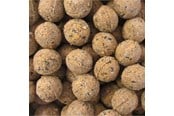 Fuglefoder, snacks & vitaminer - Hobby First mejsebolde uden net - 100 stk.9 kg - 0881