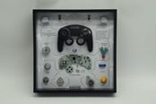 Merchandise - GRC - Retro Art Nintendo Gamecube Controller Display - Billede - GRCFNGCB