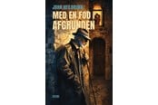 Skønlitteratur & Fiktion - Med en fod i afgrunden - Skønlitteratur & Fiktion - Hæftet - 9788794558426