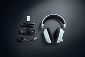 Hovedtelefoner/headset - Razer BlackShark V3 Pro (for Playstation) - RZ04-05400600-R3G1