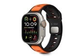 Smartwatch - Tilbehør - Tech-Protect IconBand Line Strap for Apple Watch 44 / 45 / 46 / 49 mm - Black & Orange - 5906302333424
