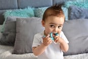 Baby Udstyr - Akuku Silicone teether/toothbrush SNAIL_blue - A0114