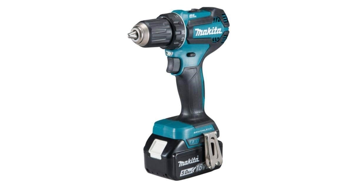 Makita DDF485RTJ 18V bore-/skruemaskine med 2x5,0 Ah batterier Skruemaskine
