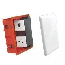 Legrand BATIBOX mediabox 5M hvid Afbrydermateriel 80193