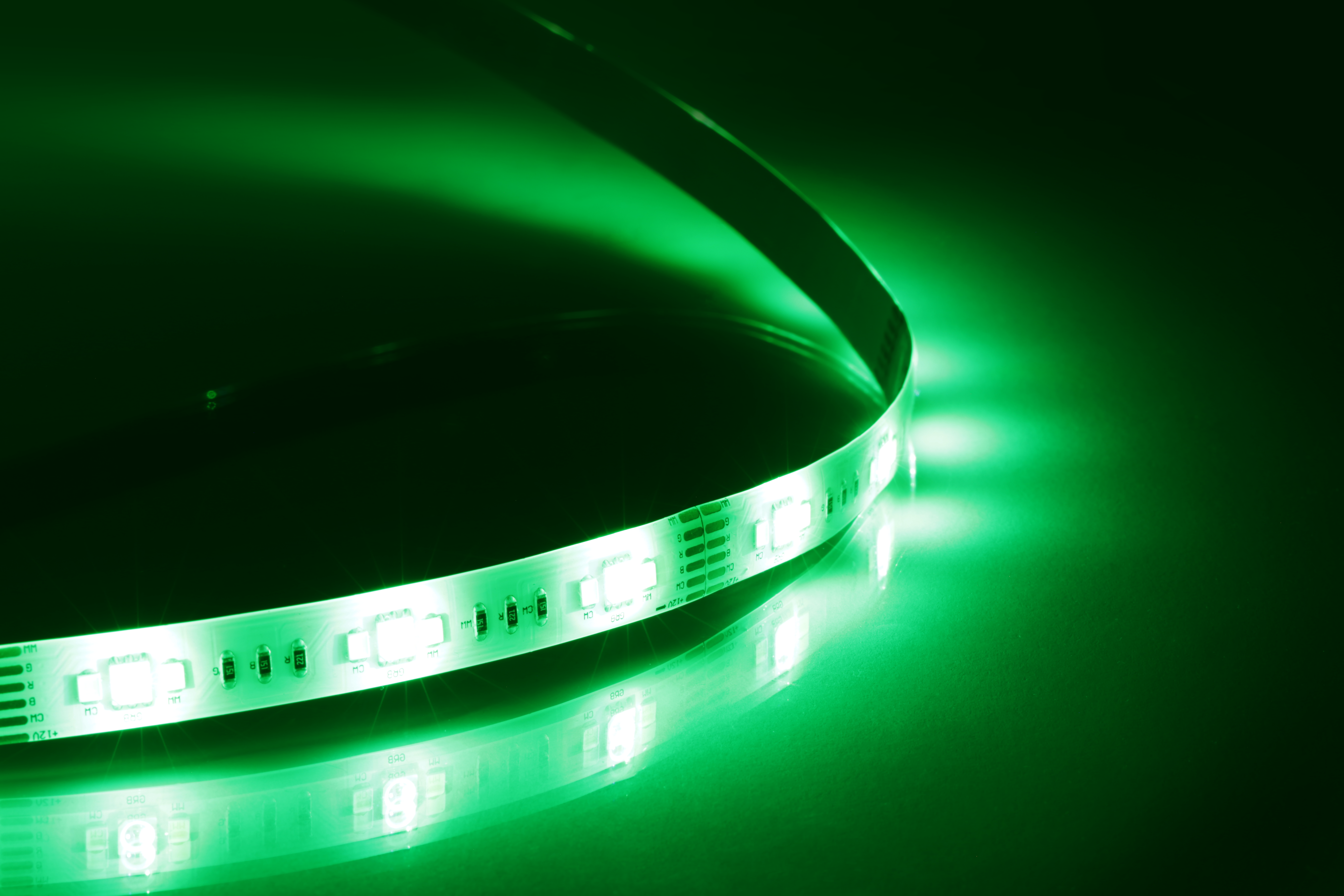 Deltaco SMART HOME LED-stripforlænger, 1 m, RGB, 2700K-6500K, 6 stikben, passer til SH-LS3M, hvid