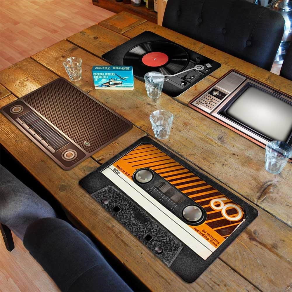 Mikamax Retro Placemats - Set of 4 Gadget 03777