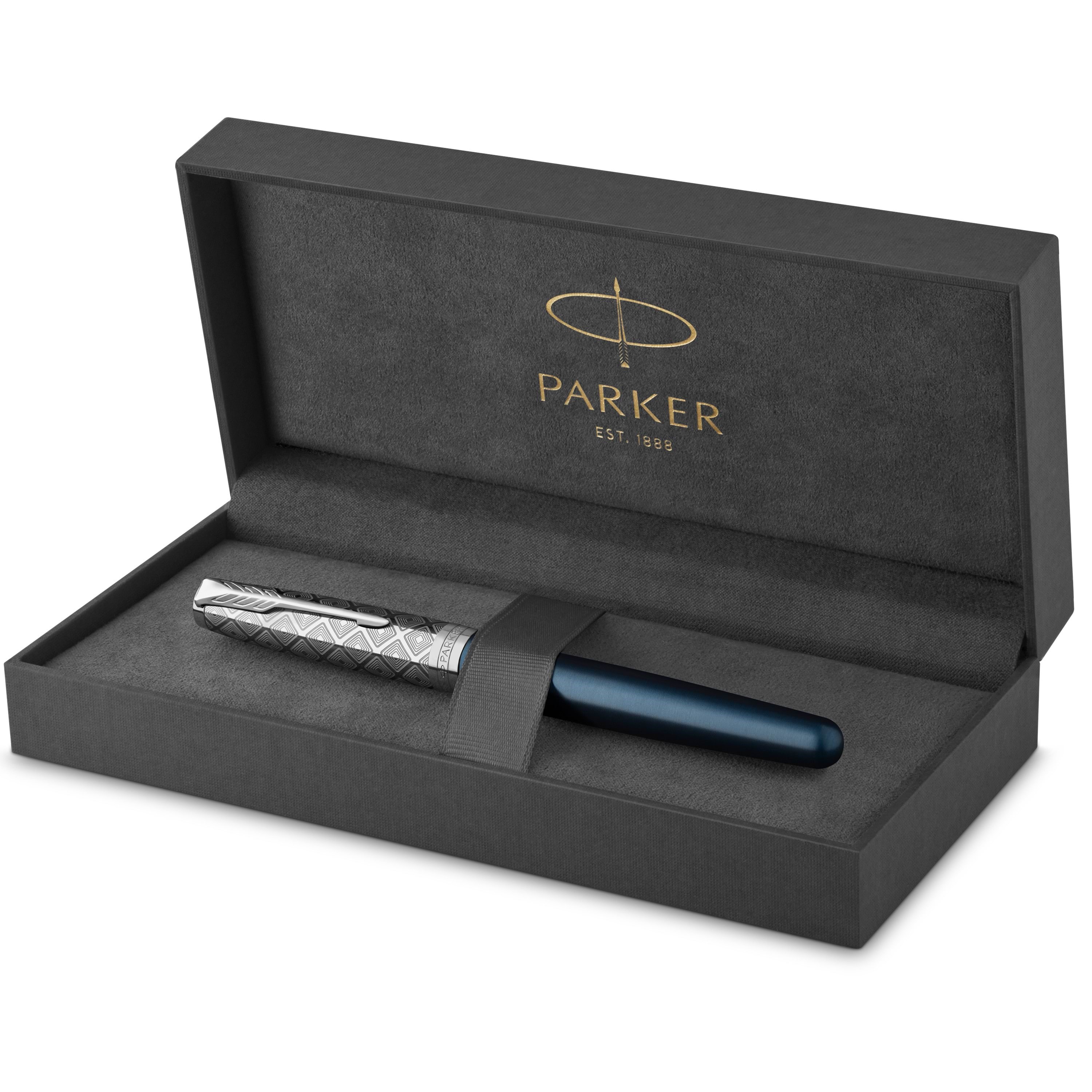 Parker PARKER Sonnet fyldepen | førsteklasses metal og rød satin-lakering med detaljer i krom | fin 18k guldspids med sort blækpatron | gaveæske
