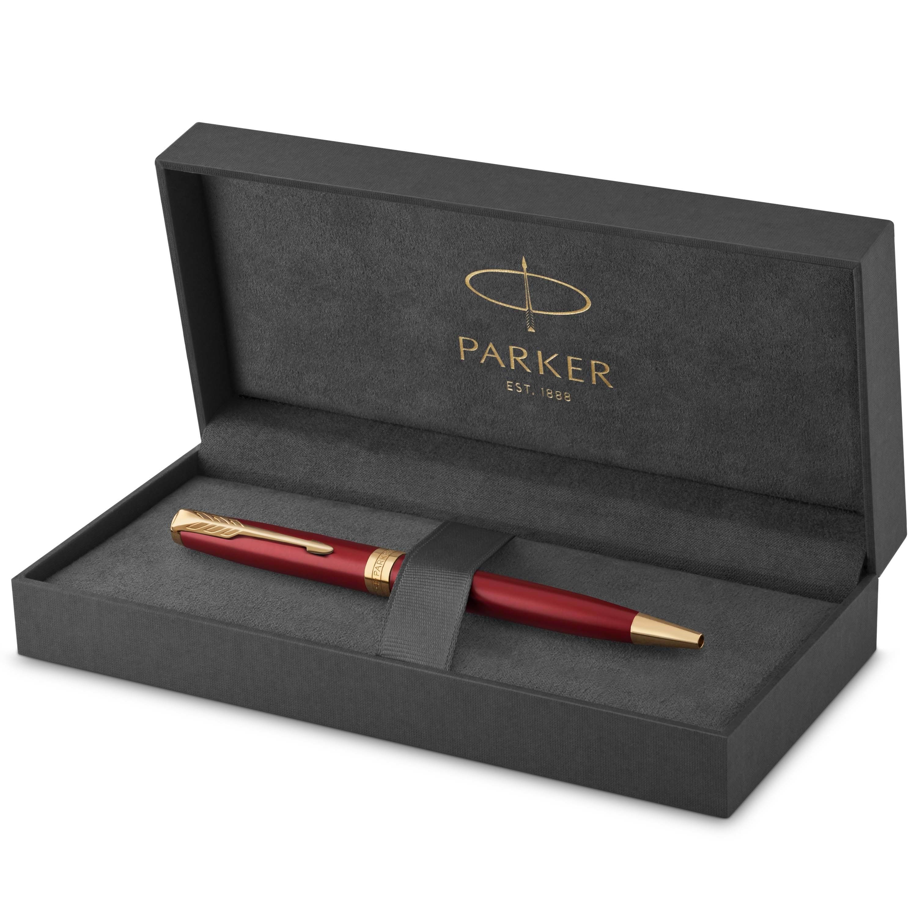 Parker Sonnet-kuglepen | rød lak med detaljer i guld | medium spids sort blæk | gaveæske Tegneværktøj 1931476