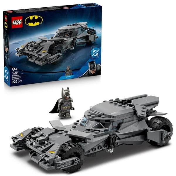 Batman v Superman Batmobile