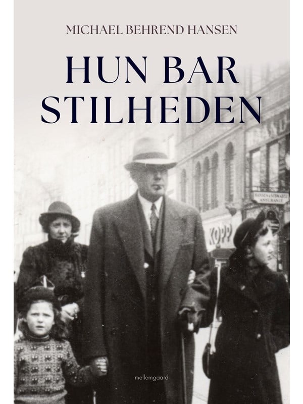 Hun bar stilheden - Skønlitteratur & Fiktion - Hæftet