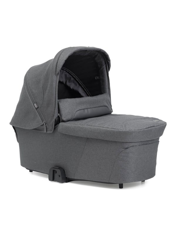 Chicco Flexi Carrycot - BLACK SATIN