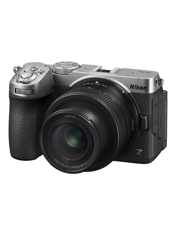 Nikon Z5IIC Silver + 24-50mm f/4-6.3 Nikon Z5IIC Silver + 24-50mm f/4-6.3