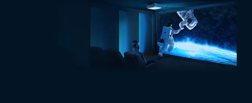 Epson hjemmebiograf med projektor og storskærm til den ultimative filmoplevelse