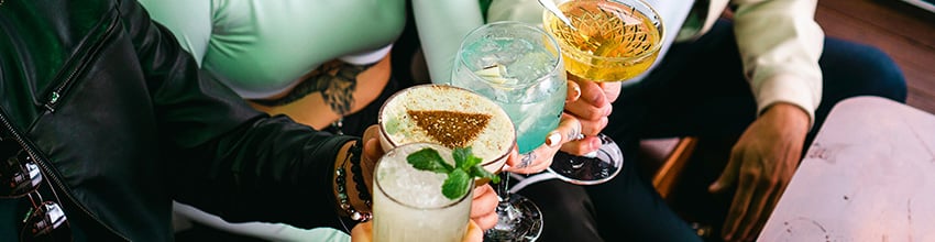 4 flotte drinks skåler.