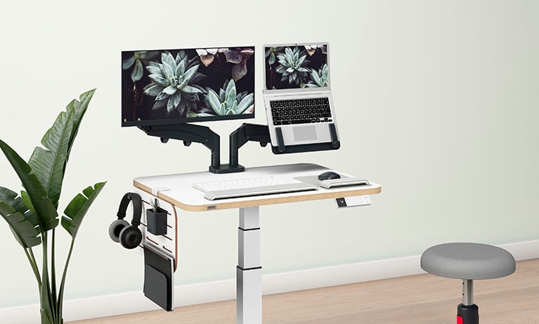 Skærm og laptop